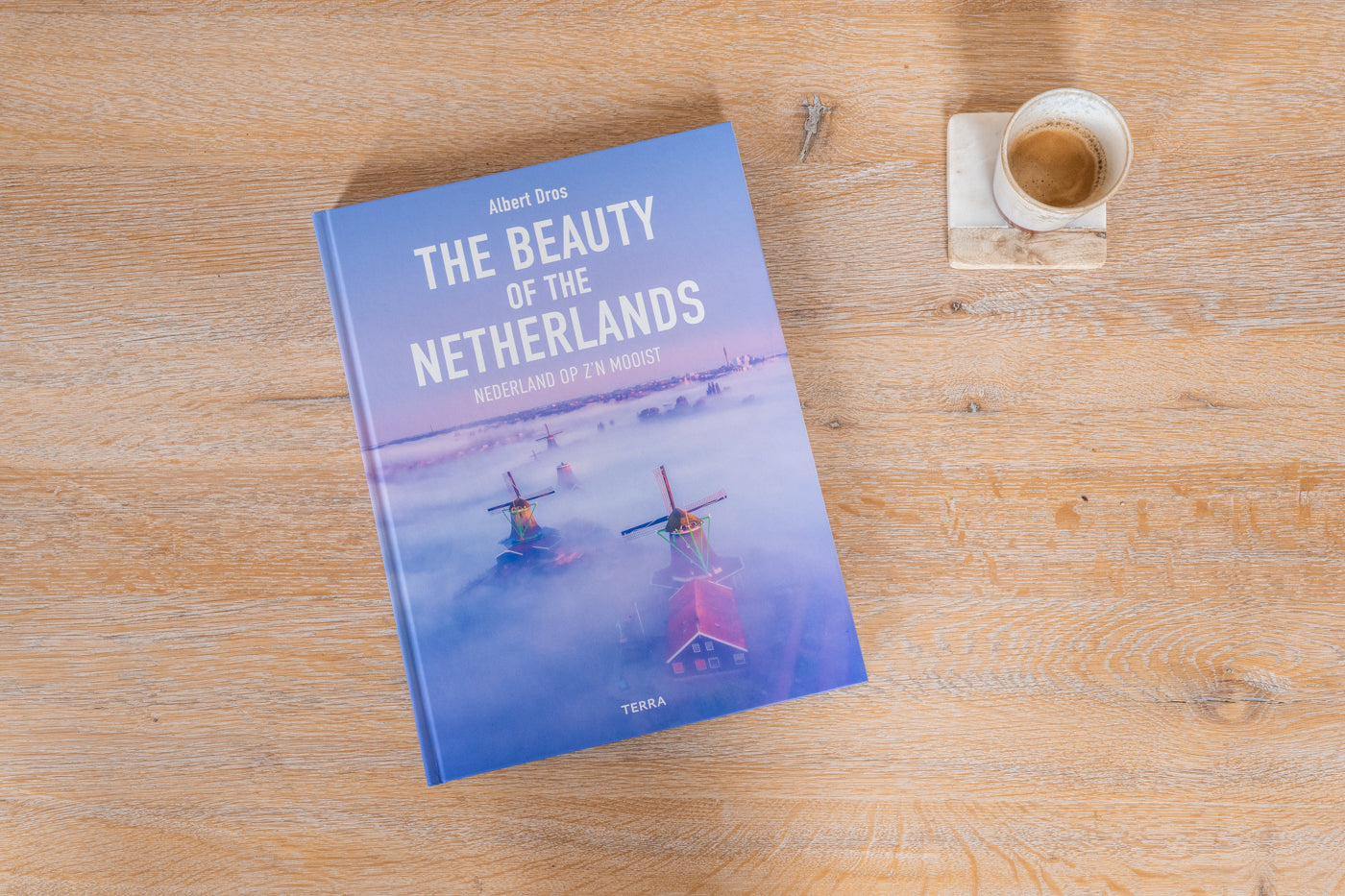Schoonheid van Nederland Boek - Gesigneerd met Fine Art Print van 'Autumn Swirl'