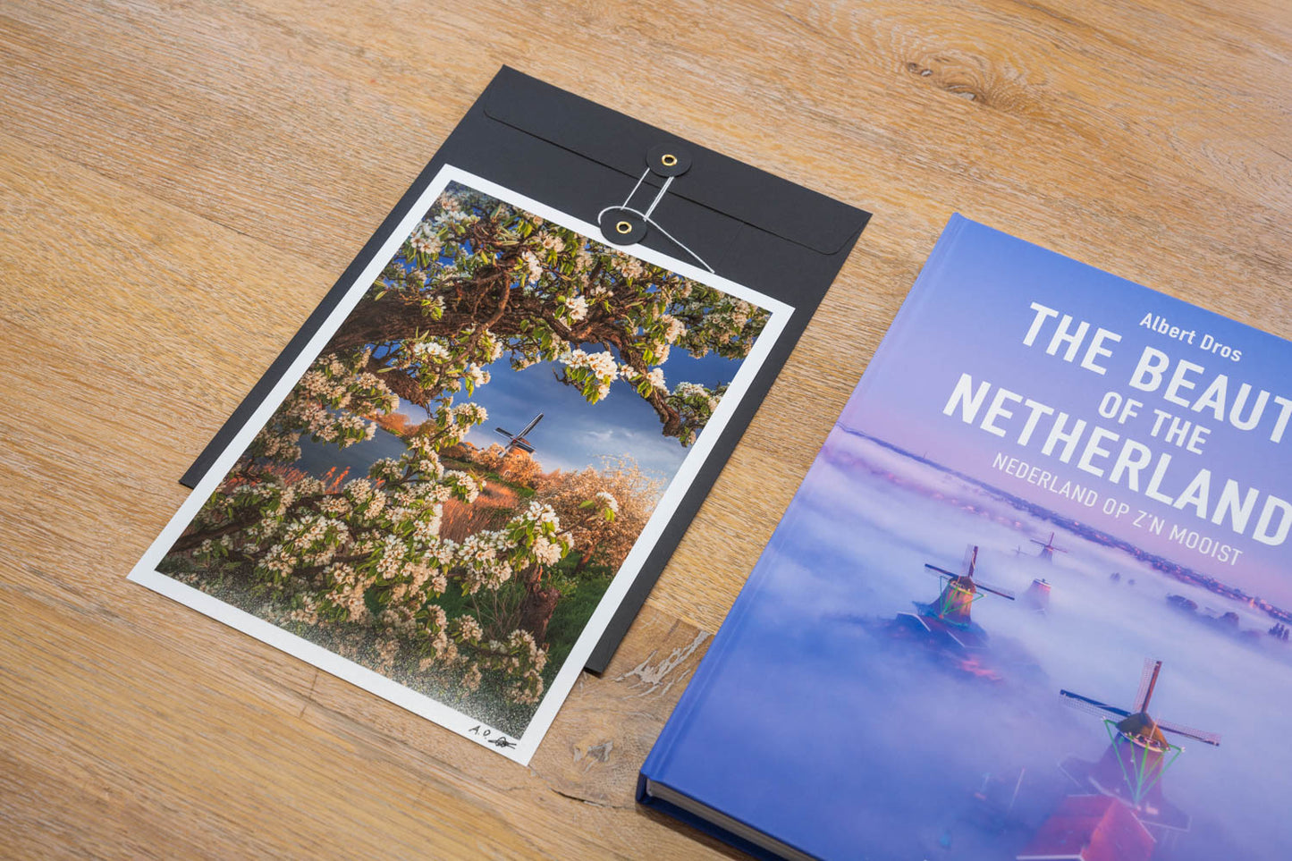 Schoonheid van Nederland Boek - Gesigneerd met Fine Art Print van 'Autumn Swirl'